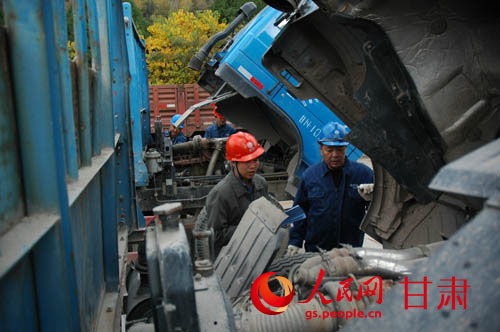 深秋送健康，體檢進(jìn)一線——劉電廠開展生產(chǎn)用車駕駛員專項(xiàng)健康體檢活動